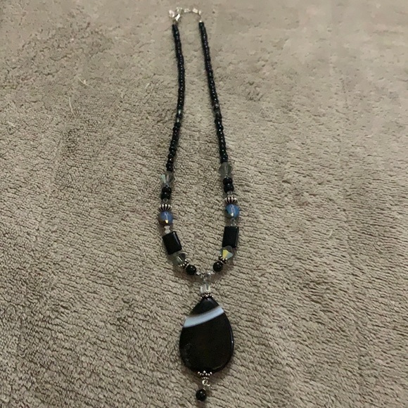 Avon Stone Necklace - Picture 1 of 9